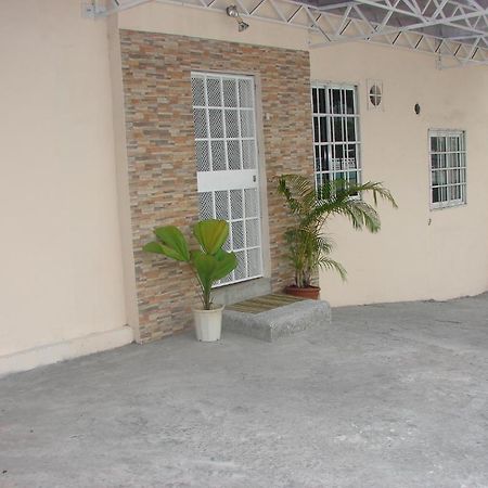 Hostal Gemar مدينة باناما المظهر الخارجي الصورة